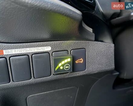 Білий Міцубісі Аутлендер, об'ємом двигуна 2.4 л та пробігом 154 тис. км за 12999 $, фото 20 на Automoto.ua