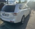 Білий Міцубісі Аутлендер, об'ємом двигуна 2.3 л та пробігом 274 тис. км за 14000 $, фото 1 на Automoto.ua