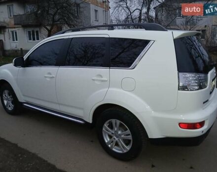 Білий Міцубісі Аутлендер, об'ємом двигуна 2.2 л та пробігом 181 тис. км за 12300 $, фото 3 на Automoto.ua