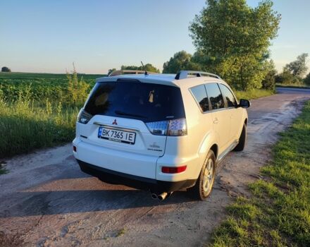 Білий Міцубісі Аутлендер, об'ємом двигуна 2.3 л та пробігом 210 тис. км за 13000 $, фото 9 на Automoto.ua