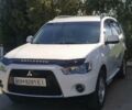 Білий Міцубісі Аутлендер, об'ємом двигуна 2.4 л та пробігом 167 тис. км за 11500 $, фото 1 на Automoto.ua