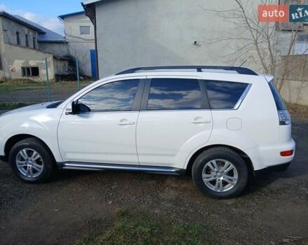 Білий Міцубісі Аутлендер, об'ємом двигуна 2.2 л та пробігом 181 тис. км за 12300 $, фото 11 на Automoto.ua