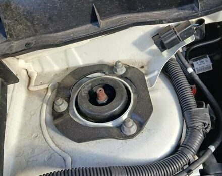 Білий Міцубісі Аутлендер, об'ємом двигуна 2.2 л та пробігом 181 тис. км за 12300 $, фото 33 на Automoto.ua