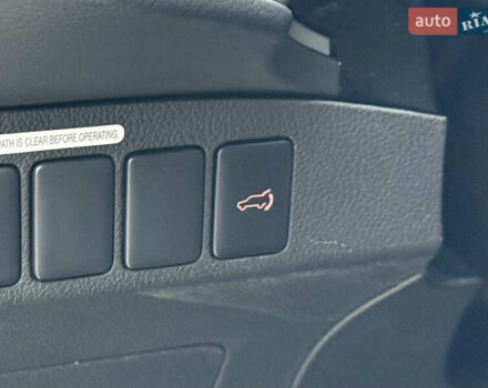 Белый Мицубиси Аутлендер, объемом двигателя 2.27 л и пробегом 264 тыс. км за 13500 $, фото 39 на Automoto.ua