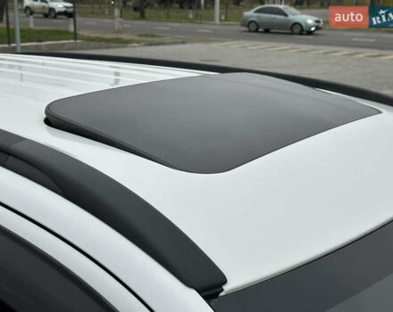 Белый Мицубиси Аутлендер, объемом двигателя 2.4 л и пробегом 175 тыс. км за 13900 $, фото 26 на Automoto.ua