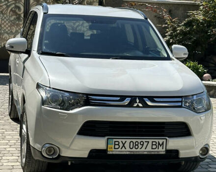 Белый Мицубиси Аутлендер, объемом двигателя 2.4 л и пробегом 114 тыс. км за 16800 $, фото 1 на Automoto.ua