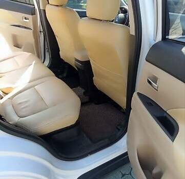 Белый Мицубиси Аутлендер, объемом двигателя 3 л и пробегом 136 тыс. км за 15200 $, фото 10 на Automoto.ua