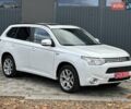 Міцубісі Аутлендер 2013 у Івано-Франківську на Automoto.ua Білий Міцубісі Аутлендер, об'ємом двигуна 2 л та пробігом 213 тис. км за 13888 $, фото 9 на Automoto.ua