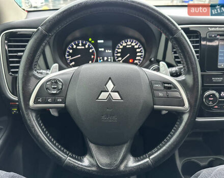 Белый Мицубиси Аутлендер, объемом двигателя 2.4 л и пробегом 175 тыс. км за 13900 $, фото 40 на Automoto.ua