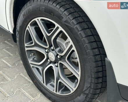 Белый Мицубиси Аутлендер, объемом двигателя 2.4 л и пробегом 175 тыс. км за 13900 $, фото 24 на Automoto.ua