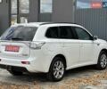 Міцубісі Аутлендер 2013 у Івано-Франківську на Automoto.ua Білий Міцубісі Аутлендер, об'ємом двигуна 2 л та пробігом 213 тис. км за 13888 $, фото 12 на Automoto.ua