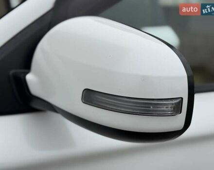 Белый Мицубиси Аутлендер, объемом двигателя 0 л и пробегом 180 тыс. км за 11500 $, фото 37 на Automoto.ua