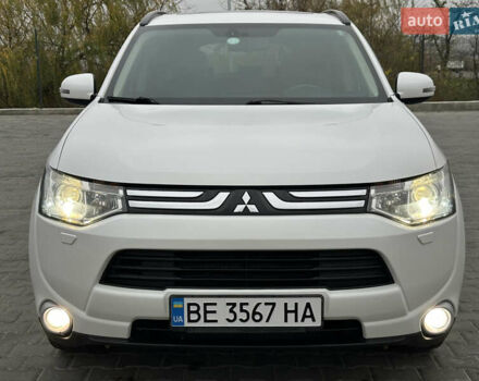 Белый Мицубиси Аутлендер, объемом двигателя 2.4 л и пробегом 175 тыс. км за 13900 $, фото 12 на Automoto.ua