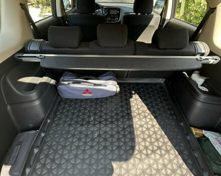 Белый Мицубиси Аутлендер, объемом двигателя 2.4 л и пробегом 114 тыс. км за 16800 $, фото 10 на Automoto.ua