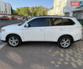 Білий Міцубісі Аутлендер, об'ємом двигуна 2.36 л та пробігом 146 тис. км за 14300 $, фото 6 на Automoto.ua
