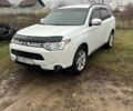 Міцубісі Аутлендер 2013 у Харкові на Automoto.ua Білий Міцубісі Аутлендер, об'ємом двигуна 2.4 л та пробігом 209 тис. км за 13000 $, фото 5 на Automoto.ua