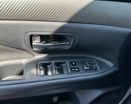 Белый Мицубиси Аутлендер, объемом двигателя 2.4 л и пробегом 114 тыс. км за 16800 $, фото 14 на Automoto.ua