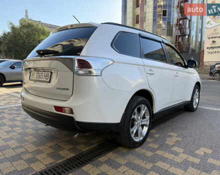 Білий Міцубісі Аутлендер, об'ємом двигуна 2.36 л та пробігом 146 тис. км за 14300 $, фото 13 на Automoto.ua