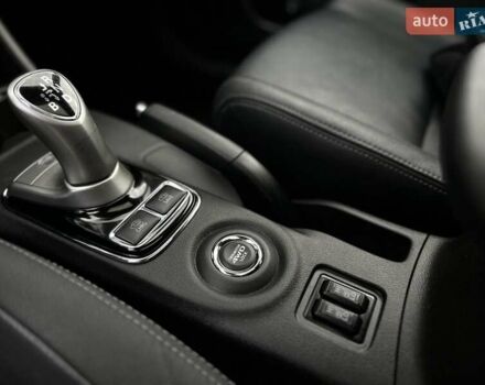 Міцубісі Аутлендер 2013 у Івано-Франківську на Automoto.ua Білий Міцубісі Аутлендер, об'ємом двигуна 2 л та пробігом 213 тис. км за 13888 $, фото 16 на Automoto.ua