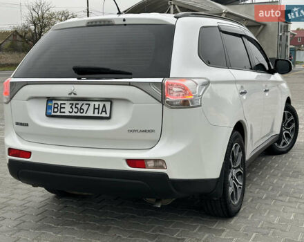 Белый Мицубиси Аутлендер, объемом двигателя 2.4 л и пробегом 175 тыс. км за 13900 $, фото 18 на Automoto.ua