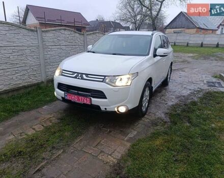 Белый Мицубиси Аутлендер, объемом двигателя 2.2 л и пробегом 278 тыс. км за 12600 $, фото 52 на Automoto.ua