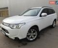 Білий Міцубісі Аутлендер, об'ємом двигуна 2 л та пробігом 245 тис. км за 12399 $, фото 1 на Automoto.ua