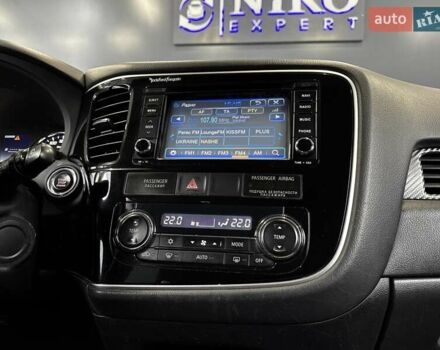 Білий Міцубісі Аутлендер, об'ємом двигуна 2.4 л та пробігом 168 тис. км за 11500 $, фото 33 на Automoto.ua