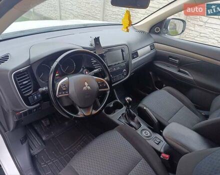 Белый Мицубиси Аутлендер, объемом двигателя 2.2 л и пробегом 278 тыс. км за 12600 $, фото 21 на Automoto.ua