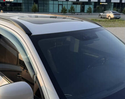 Білий Міцубісі Аутлендер, об'ємом двигуна 2.4 л та пробігом 240 тис. км за 12000 $, фото 8 на Automoto.ua