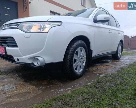 Белый Мицубиси Аутлендер, объемом двигателя 2.2 л и пробегом 278 тыс. км за 12600 $, фото 15 на Automoto.ua