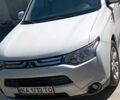 Белый Мицубиси Аутлендер, объемом двигателя 3 л и пробегом 136 тыс. км за 15200 $, фото 7 на Automoto.ua