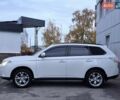 Міцубісі Аутлендер 2013 у Харкові на Automoto.ua Білий Міцубісі Аутлендер, об'ємом двигуна 2.4 л та пробігом 146 тис. км за 12900 $, фото 3 на Automoto.ua