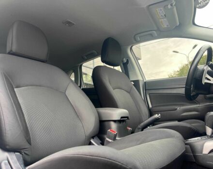 Білий Міцубісі Аутлендер, об'ємом двигуна 2 л та пробігом 224 тис. км за 9900 $, фото 20 на Automoto.ua