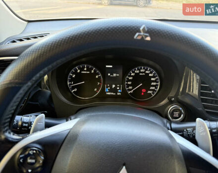 Білий Міцубісі Аутлендер, об'ємом двигуна 2.36 л та пробігом 146 тис. км за 14300 $, фото 24 на Automoto.ua