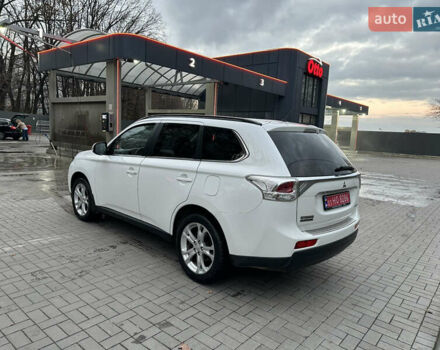 Белый Мицубиси Аутлендер, объемом двигателя 2.2 л и пробегом 225 тыс. км за 11999 $, фото 7 на Automoto.ua