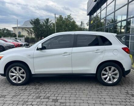 Білий Міцубісі Аутлендер, об'ємом двигуна 2 л та пробігом 224 тис. км за 9900 $, фото 3 на Automoto.ua