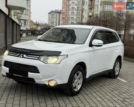 Белый Мицубиси Аутлендер, объемом двигателя 0 л и пробегом 180 тыс. км за 11500 $, фото 8 на Automoto.ua