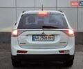 Міцубісі Аутлендер 2013 у Харкові на Automoto.ua Білий Міцубісі Аутлендер, об'ємом двигуна 2.4 л та пробігом 146 тис. км за 12900 $, фото 5 на Automoto.ua
