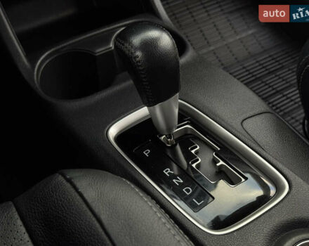 Белый Мицубиси Аутлендер, объемом двигателя 2.3 л и пробегом 214 тыс. км за 15499 $, фото 108 на Automoto.ua