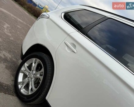 Белый Мицубиси Аутлендер, объемом двигателя 2.3 л и пробегом 214 тыс. км за 15499 $, фото 21 на Automoto.ua