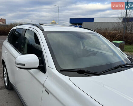 Белый Мицубиси Аутлендер, объемом двигателя 2.3 л и пробегом 214 тыс. км за 15499 $, фото 14 на Automoto.ua