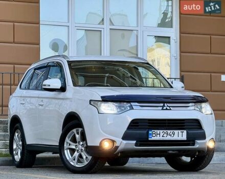 Белый Мицубиси Аутлендер, объемом двигателя 2.36 л и пробегом 140 тыс. км за 12999 $, фото 19 на Automoto.ua