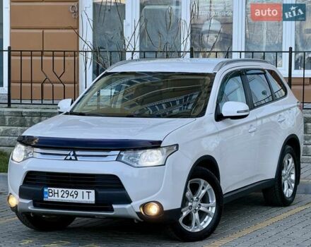 Белый Мицубиси Аутлендер, объемом двигателя 2.36 л и пробегом 140 тыс. км за 12999 $, фото 28 на Automoto.ua