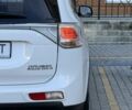 Белый Мицубиси Аутлендер, объемом двигателя 2.36 л и пробегом 140 тыс. км за 12999 $, фото 7 на Automoto.ua