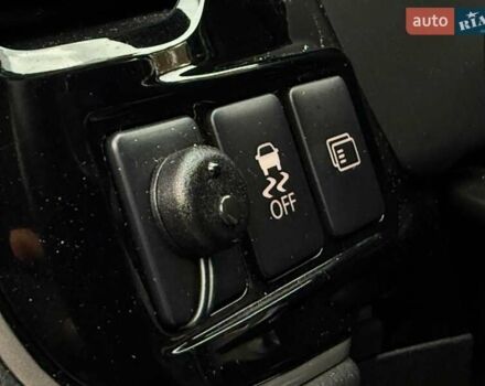 Мицубиси Аутлендер 2014 в Дрогобыче на Automoto.ua Белый Мицубиси Аутлендер, объемом двигателя 2 л и пробегом 228 тыс. км за 15300 $, фото 36 на Automoto.ua