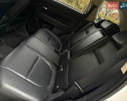 Мицубиси Аутлендер 2014 в Дрогобыче на Automoto.ua Белый Мицубиси Аутлендер, объемом двигателя 2 л и пробегом 228 тыс. км за 15300 $, фото 39 на Automoto.ua