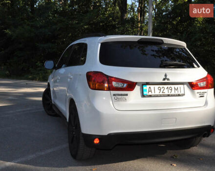 Белый Мицубиси Аутлендер, объемом двигателя 2 л и пробегом 132 тыс. км за 11500 $, фото 8 на Automoto.ua