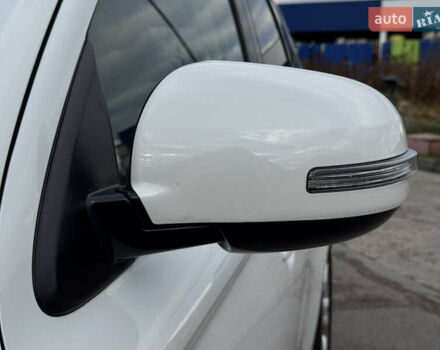 Белый Мицубиси Аутлендер, объемом двигателя 2.3 л и пробегом 214 тыс. км за 15499 $, фото 40 на Automoto.ua