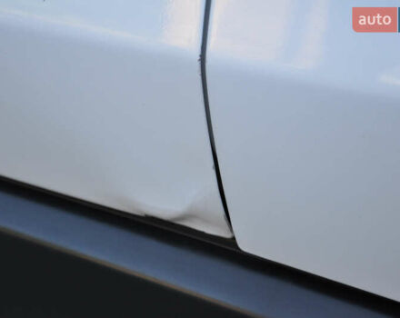 Белый Мицубиси Аутлендер, объемом двигателя 2 л и пробегом 132 тыс. км за 11500 $, фото 29 на Automoto.ua