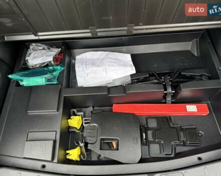 Белый Мицубиси Аутлендер, объемом двигателя 2 л и пробегом 210 тыс. км за 14300 $, фото 36 на Automoto.ua